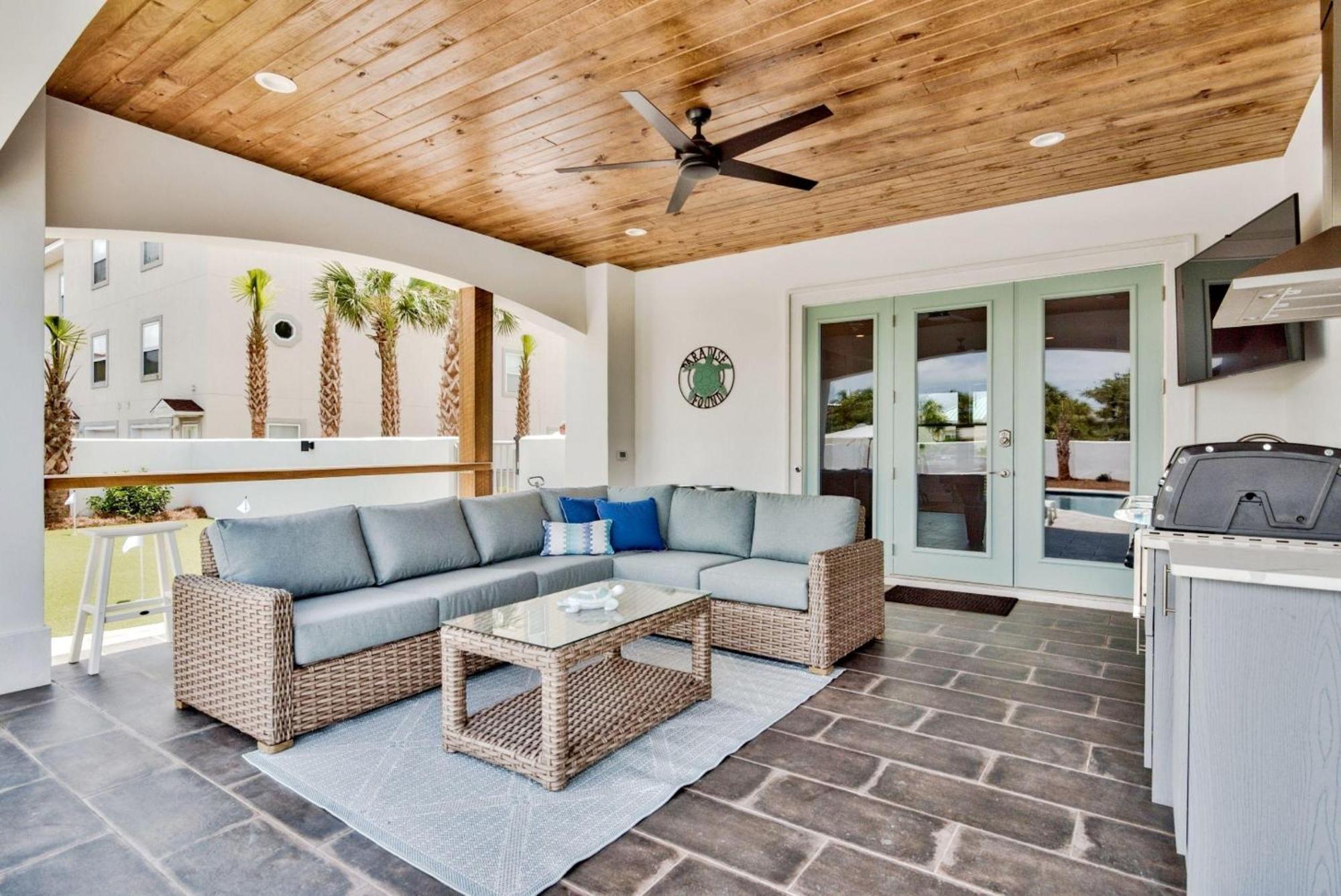 Gray Whale Villa เดสติน ภายนอก รูปภาพ